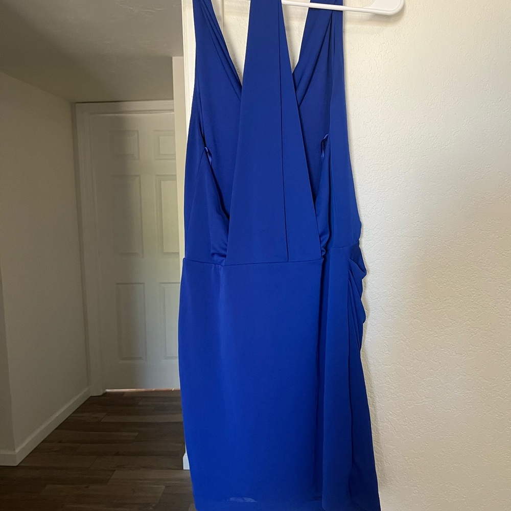 BCBG Elegant Open Back Blue Sleeveless Cocktail Dress